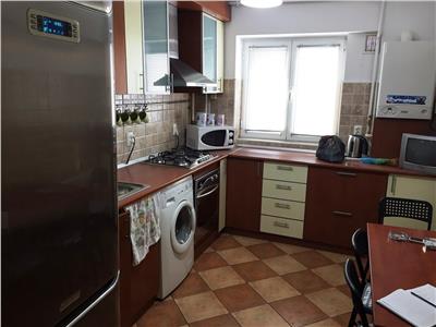 Inchiriere apartament 3 camere, modern, zona Republicii, Ploiesti