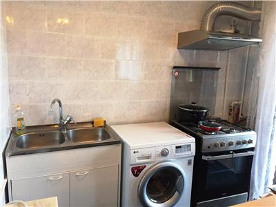 Inchiriere apartament 4 camere, zona Gheorghe Doja, Ploiesti