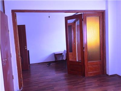 Inchiriere apartament 4 camere, zona Malu Rosu, Ploiesti