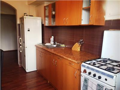 Inchiriere apartament 4 camere, zona Malu Rosu, Ploiesti