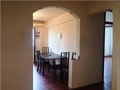 Inchiriere apartament 4 camere, zona Malu Rosu, Ploiesti