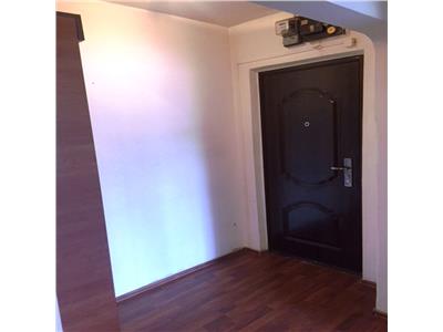 Inchiriere apartament 4 camere, zona Malu Rosu, Ploiesti