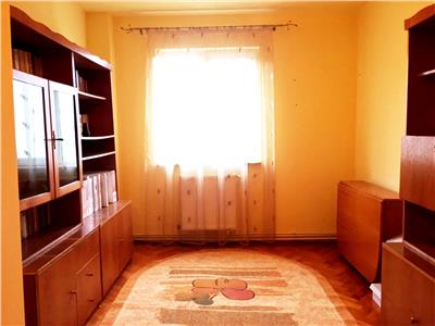 Inchiriere apartament 3 camere, centrala termica, zona Nord, Ploiesti