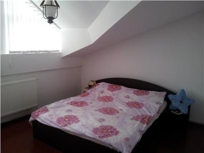 Apartament 3 camere, foarte spatios, zona Republicii, Ploiesti