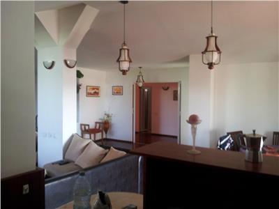 Apartament 3 camere, foarte spatios, zona Republicii, Ploiesti