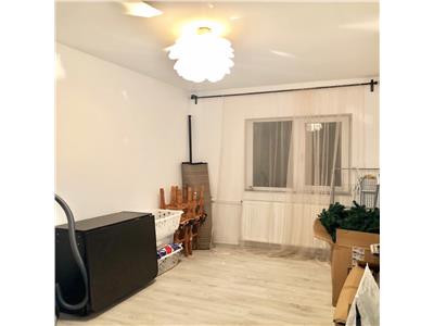 Inchiriere apartament modern 3 camere decomandat zona 9 Mai Ploiesti