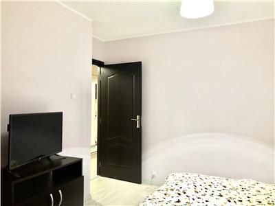 Inchiriere apartament modern 3 camere decomandat zona 9 Mai Ploiesti