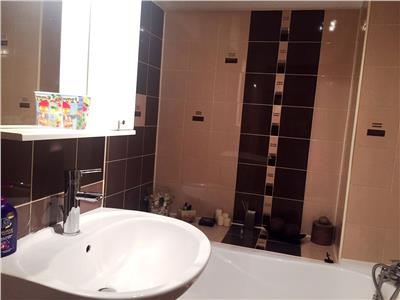 Inchiriere apartament modern, 3 camere, zona Republicii, Ploiesti