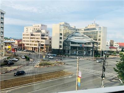 Inchiriere apartamnet 3 camere, zona Ultracentrala, in Ploiesti.