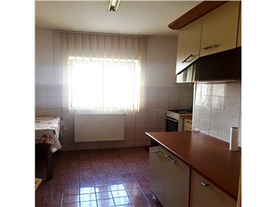 Inchiriere apartament 3 camere, decomandat, zona 9 Mai, Ploiesti