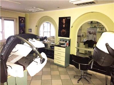 Inchiriere salon infrumusetare, Ploiesti, zona Paltinis