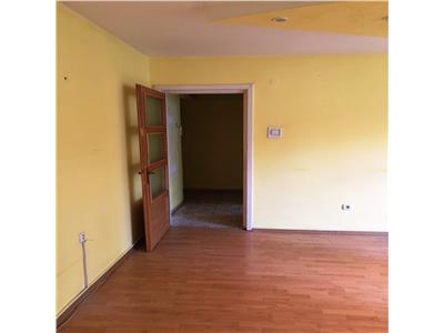 Inchiriere spatiu comercial, 3 camere, zona Centrala, Ploiesti