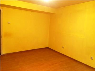 Inchiriere spatiu comercial, 3 camere, zona Centrala, Ploiesti