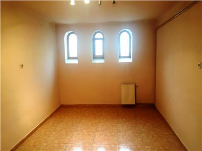 Inchiriere spatiu comercial, Ultracentral, Ploiesti