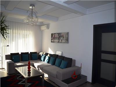 Inchiriere vila P+1, 5 camere, de lux, zona centrala, Ploiesti