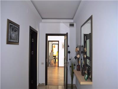 Inchiriere vila P+1, 5 camere, de lux, zona centrala, Ploiesti