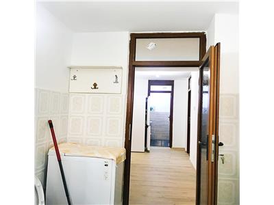 Spatiu birouri, 3 camere, renovat, centrala termica, Eroilor, Ploiesti