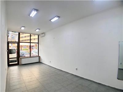 Spatiu comercial 28 mp, renovat, ultracentral, pietonala, Ploiesti