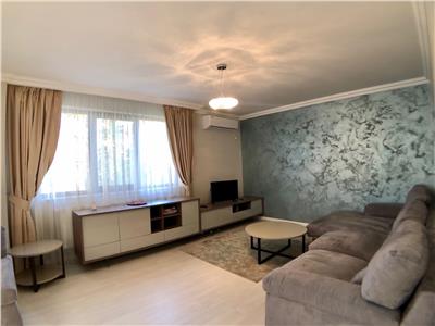 Vila de lux, 4 camere, curte proprie, zona Albert, Ploiesti